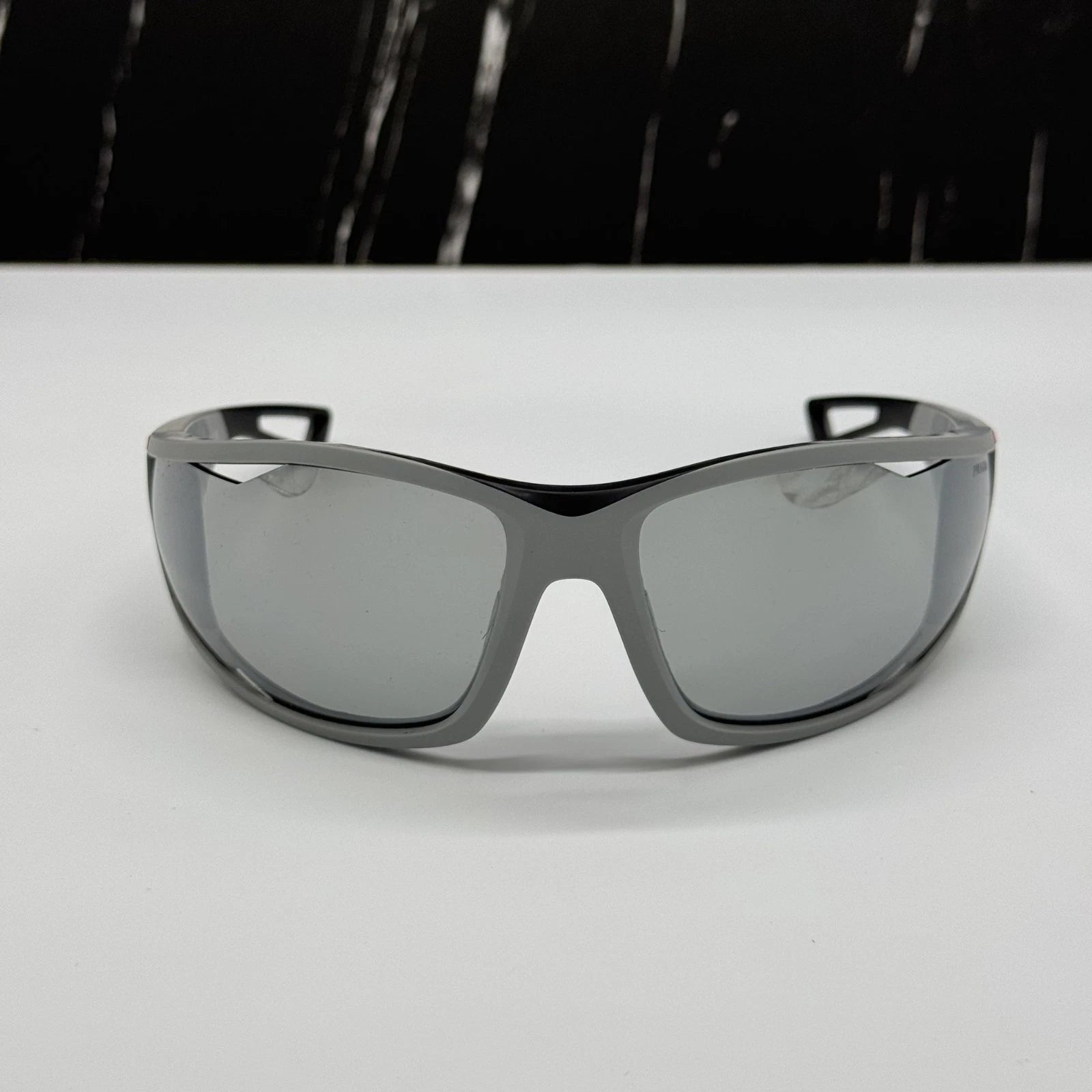 Prada 0PRA04S-13Z05A-85 85