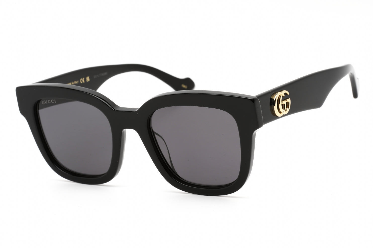 Gucci  52