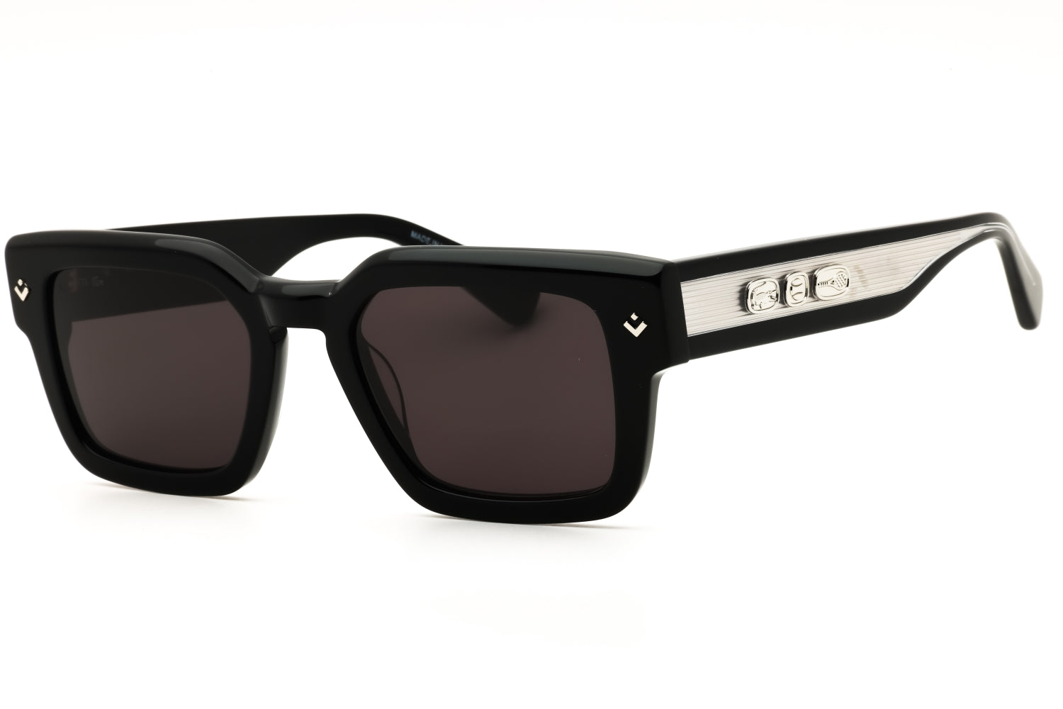 Lacoste  52