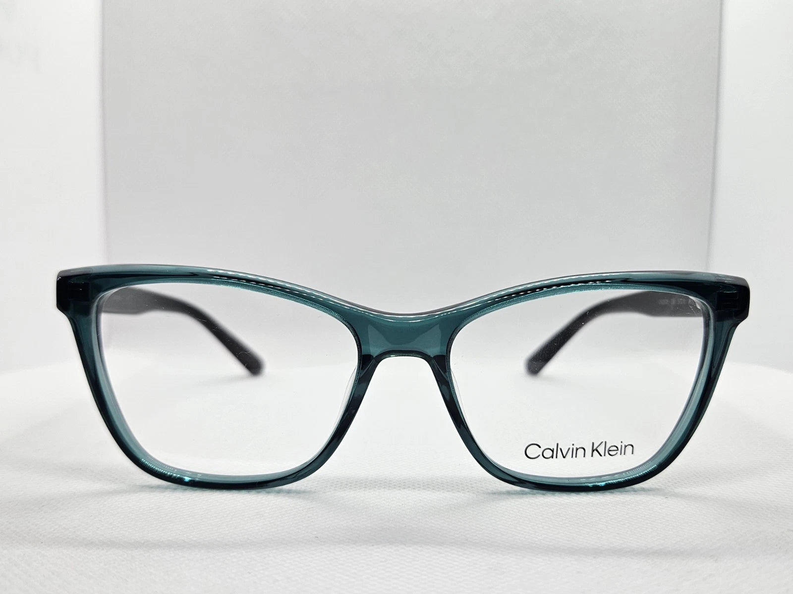 Calvin-Klein CK20532-300 53